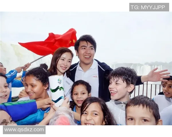 郎朗与足球明星同框合影展现音乐与体育的完美融合瞬间 郎朗与足球明星同框合影展现音乐与体育的完美融合瞬间